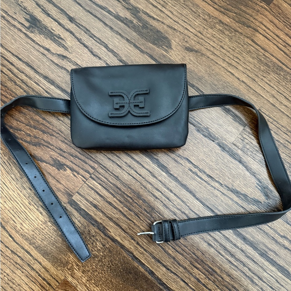 Sam Edelman black belt bag